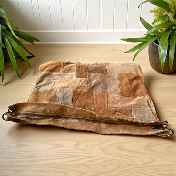 LIZDEN Genuine Leather Patchwork Shoulder Bag – One Size - Picture 3 of 10